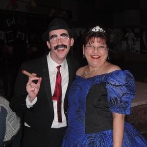 Meet your Posher, Violanda